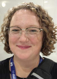 Sara Schultz headshot